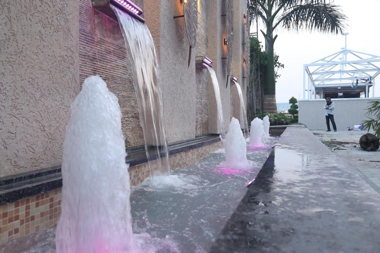 Pride Hotel Bhopal Exterior foto